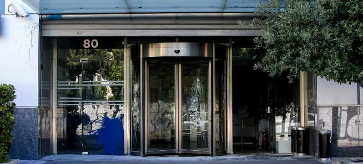 Ο Ρουβίκωνας αδειάζει Μαξίμου: Δεν κάναμε εμείς την επίθεση στον ΔΟΛ